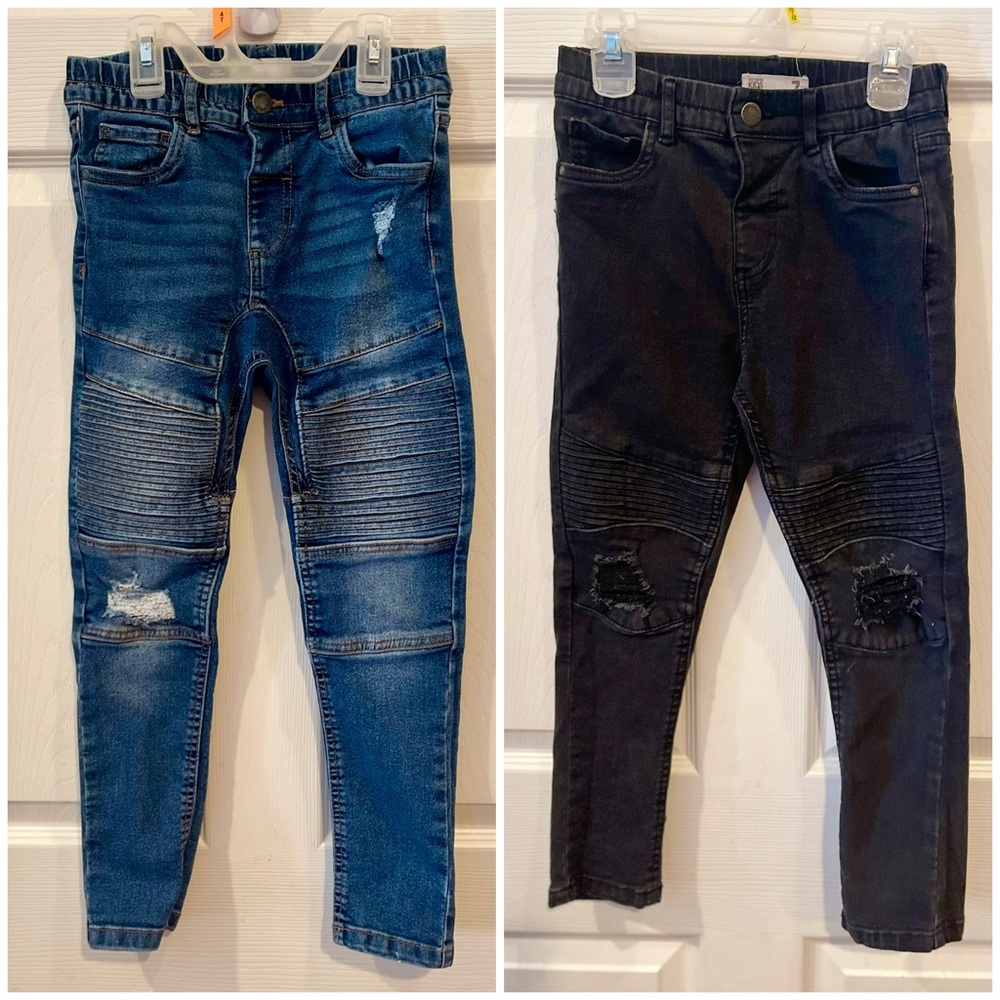 Fashionable skinny boy jeans Cotton on. Size 7 black OR blue pair